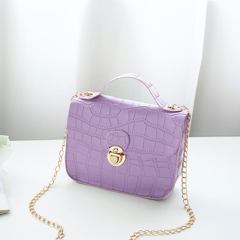 Women Small Crossbody Bag Classic Pattern Shoulder Handbags Lightweight Chain Strap Messenger Purse