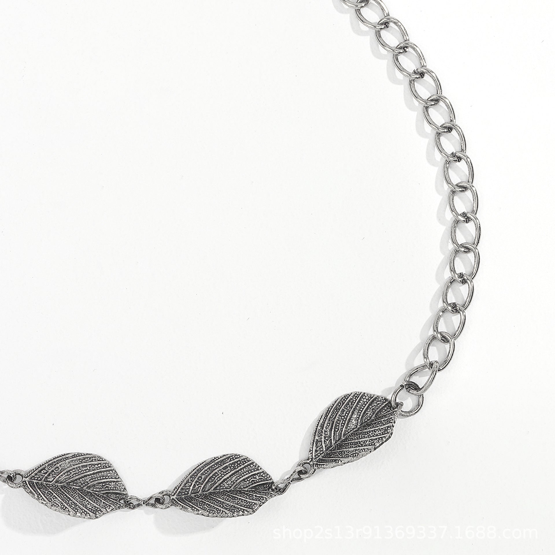 Leaf Style Waist Chain Retro Paired With Denim Skirt And Pants
