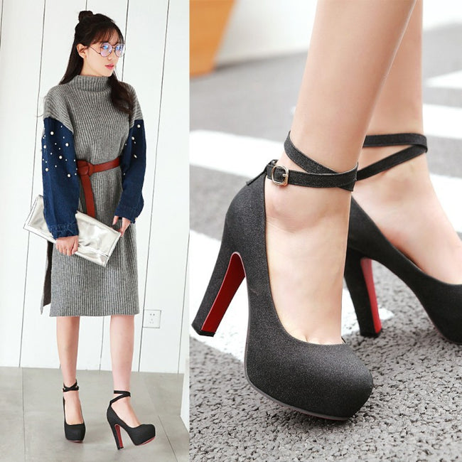 Ladies high heels Main Image