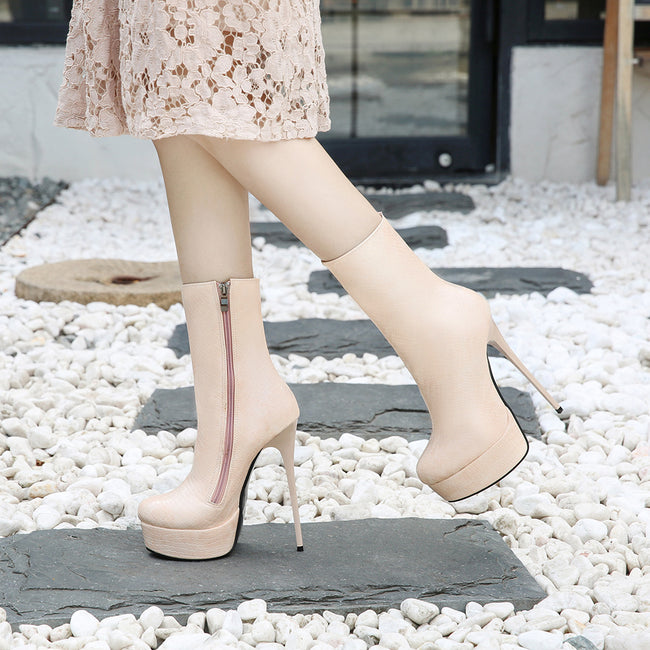 Women's plus size high heels Main Image
