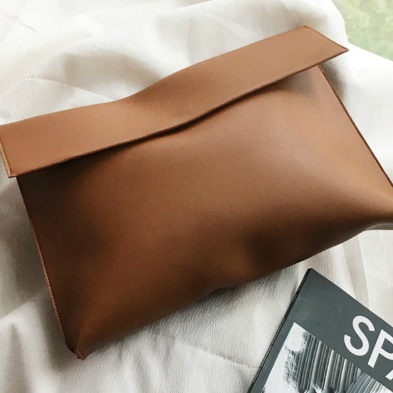 Stylish large-capacity clutch bag