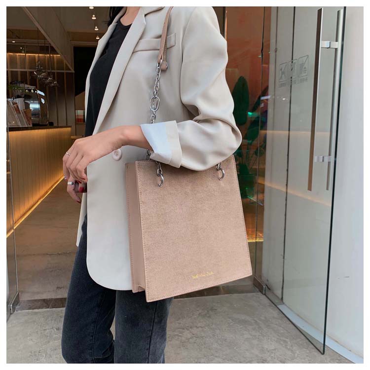 Chain Bag Retro Shoulder Tote Bag
