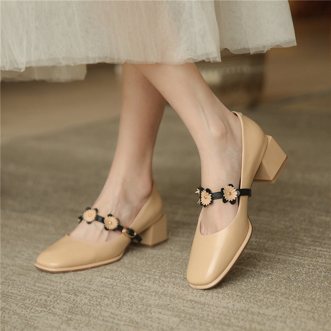 Spring French Retro Square Toe High Heels Hover Image