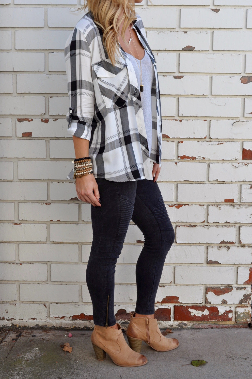 aliexpress new winter women's Plaid shirt long sleeved blouse and a large number of spot