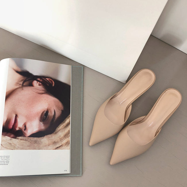 Stiletto heels with pointed toes Hover Image