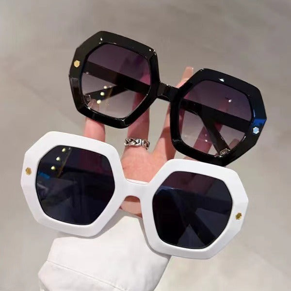 New Irregular With Personality Hexagonal Rivet Sunglasses For Women Main Image