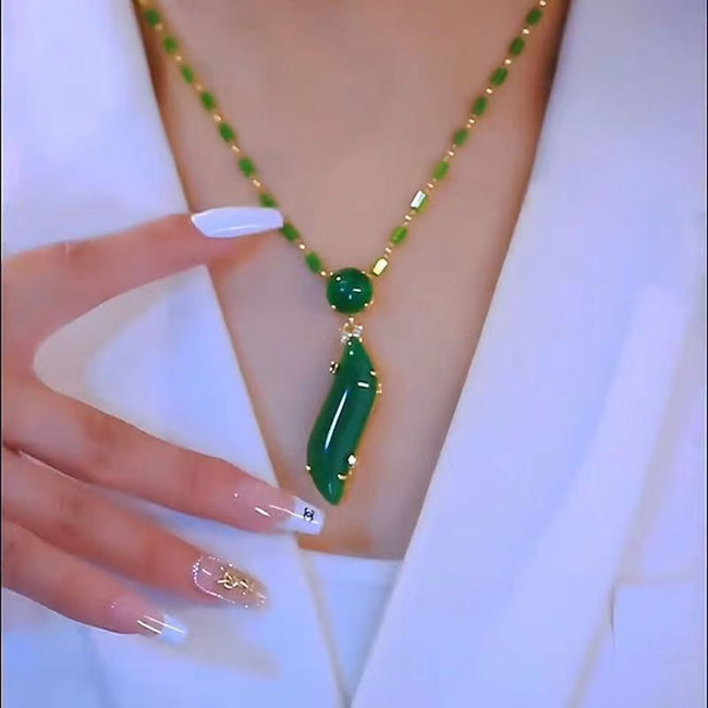 Necklaces Are Affordable Luxurious And Fashionable For Women Hover Image