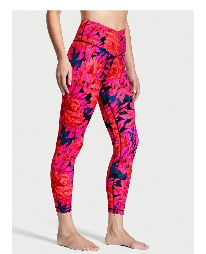 Colorful Printed Yoga Suit For Women With Tank Top And Chest Pad