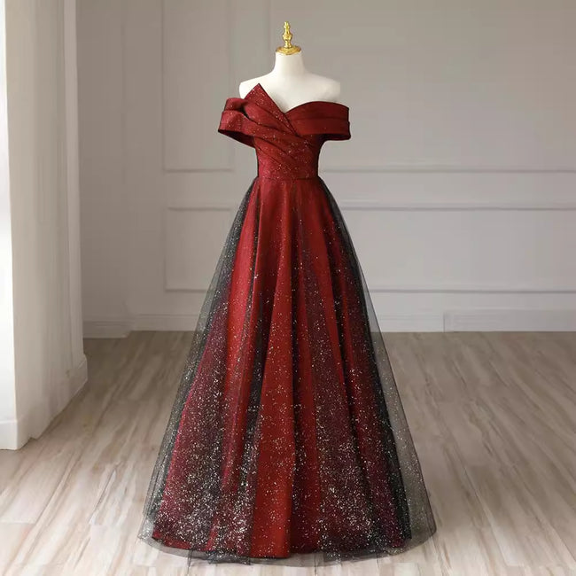 Off-shoulder Red Wedding Dress Plus Size Slimming Engagement Dress Hover Image