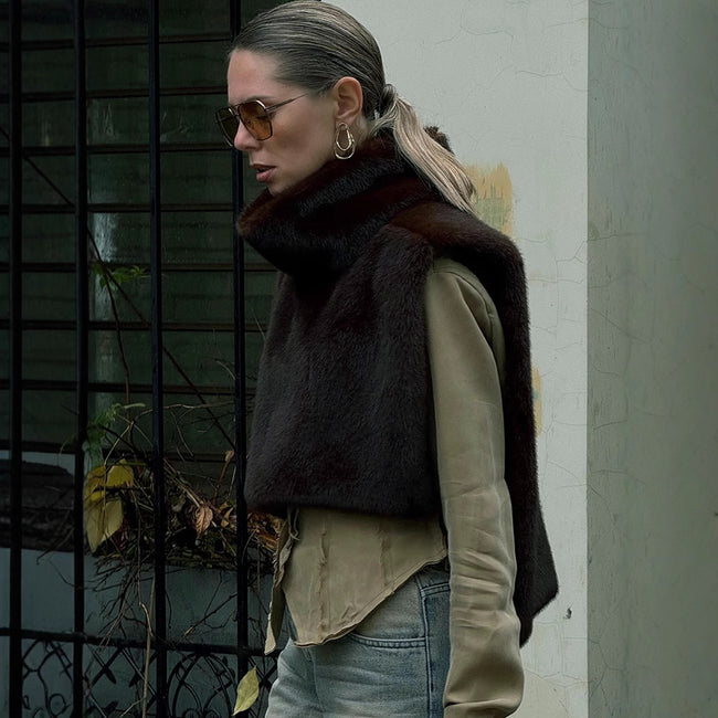 New Solid Color Half Turtleneck Sleeveless Fur Vest For Women Main Image