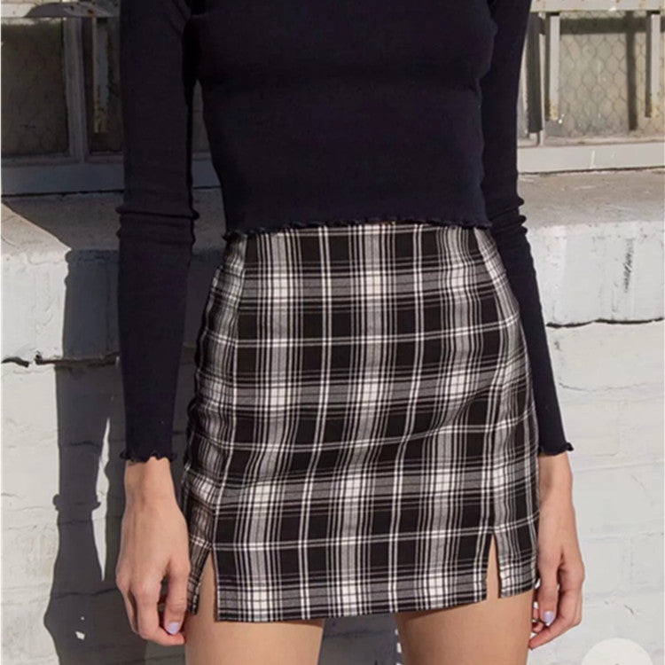 Plaid skirt with double slit bottom
