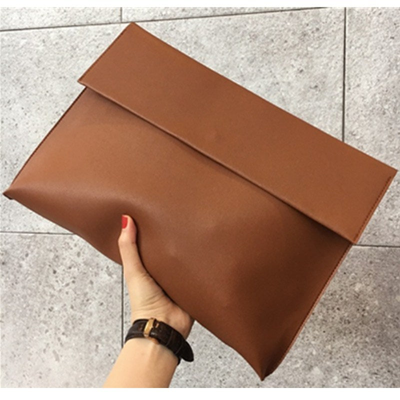 Stylish large-capacity clutch bag