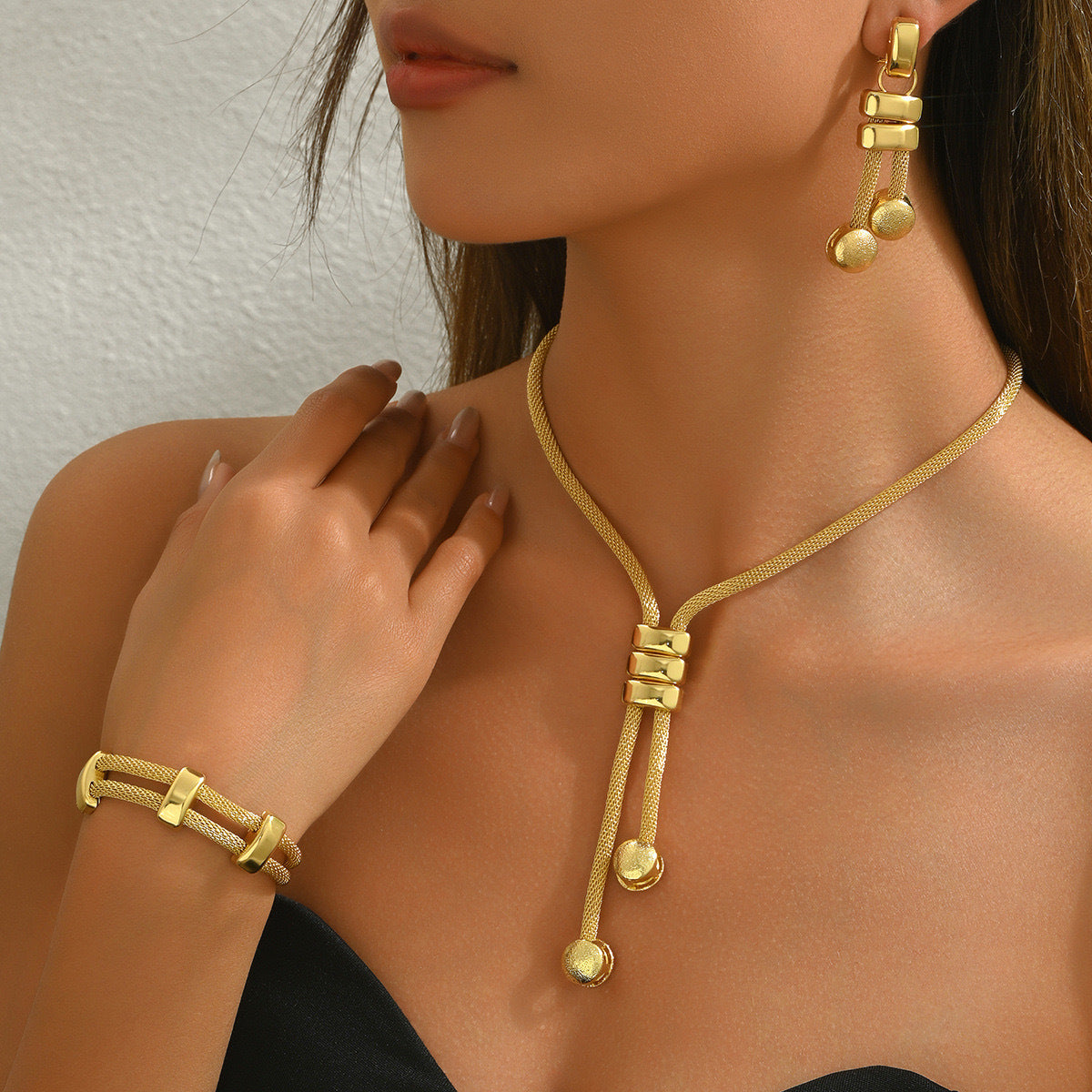 Women's Jewelry Set 18K Electroplated Long Necklace Geometric Bracelet For Women