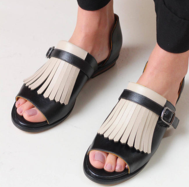 Summer Casual Flat Heel Tassel 40-43 Large Size Round Toe Beach Sandals For Women Hover Image