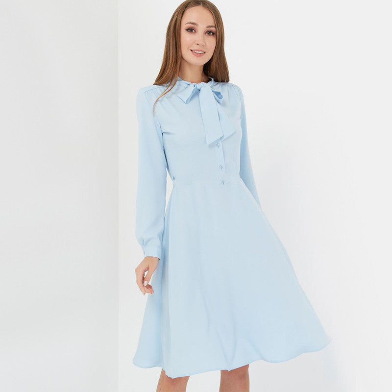 Long sleeve solid color knee-length dress