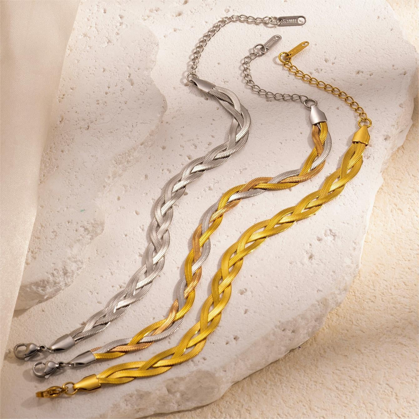 Sleek Stylish Alloy Jewelry For Women