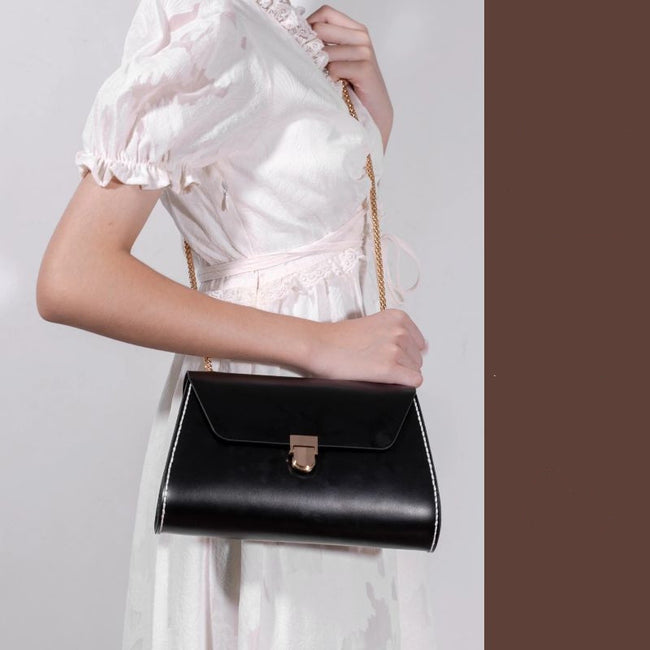 Sensual Chain Shoulder Messenger All-match Small Square Bag Women Hover Image
