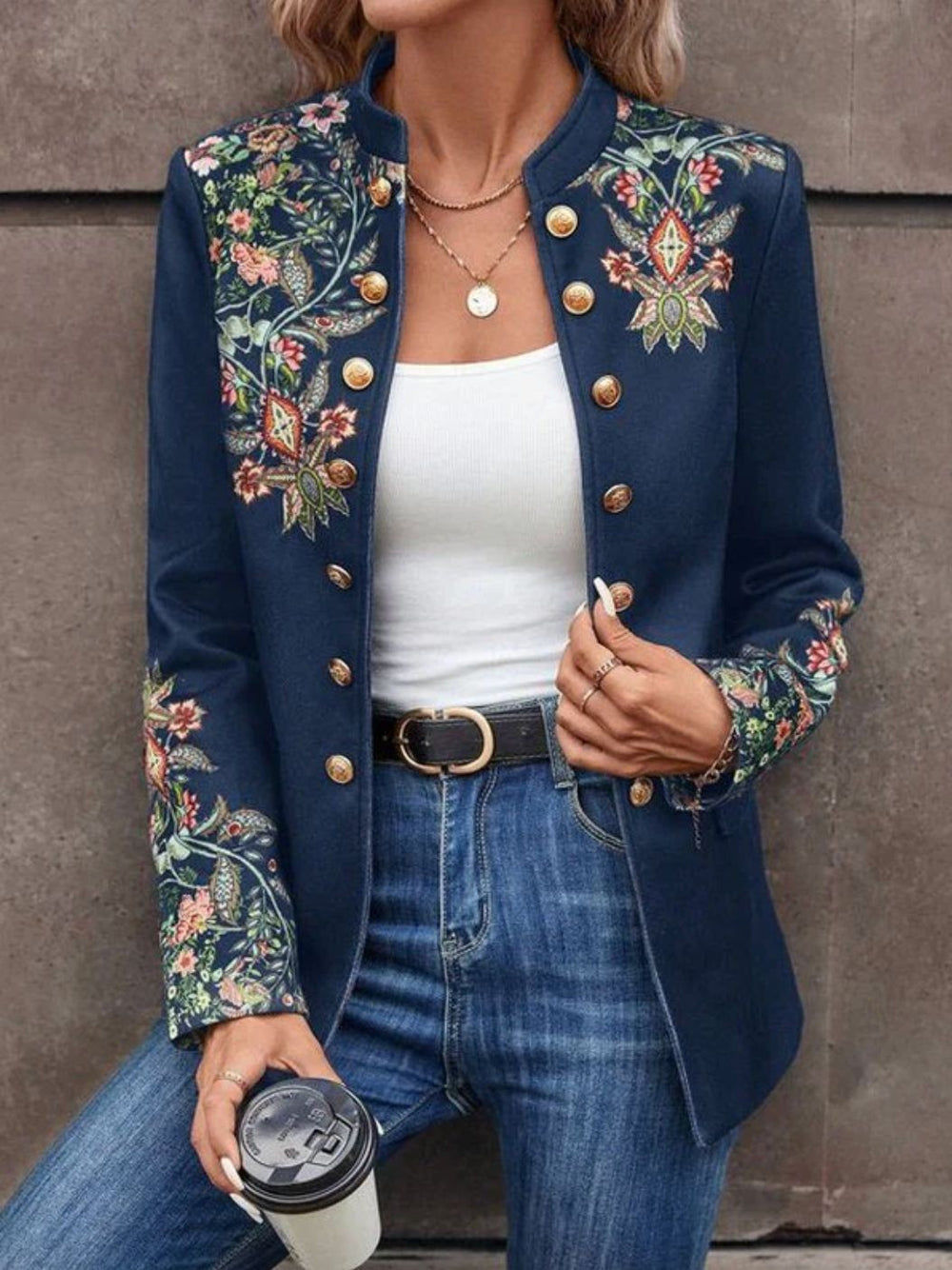 Blazer élégant brodé floral pour femmes