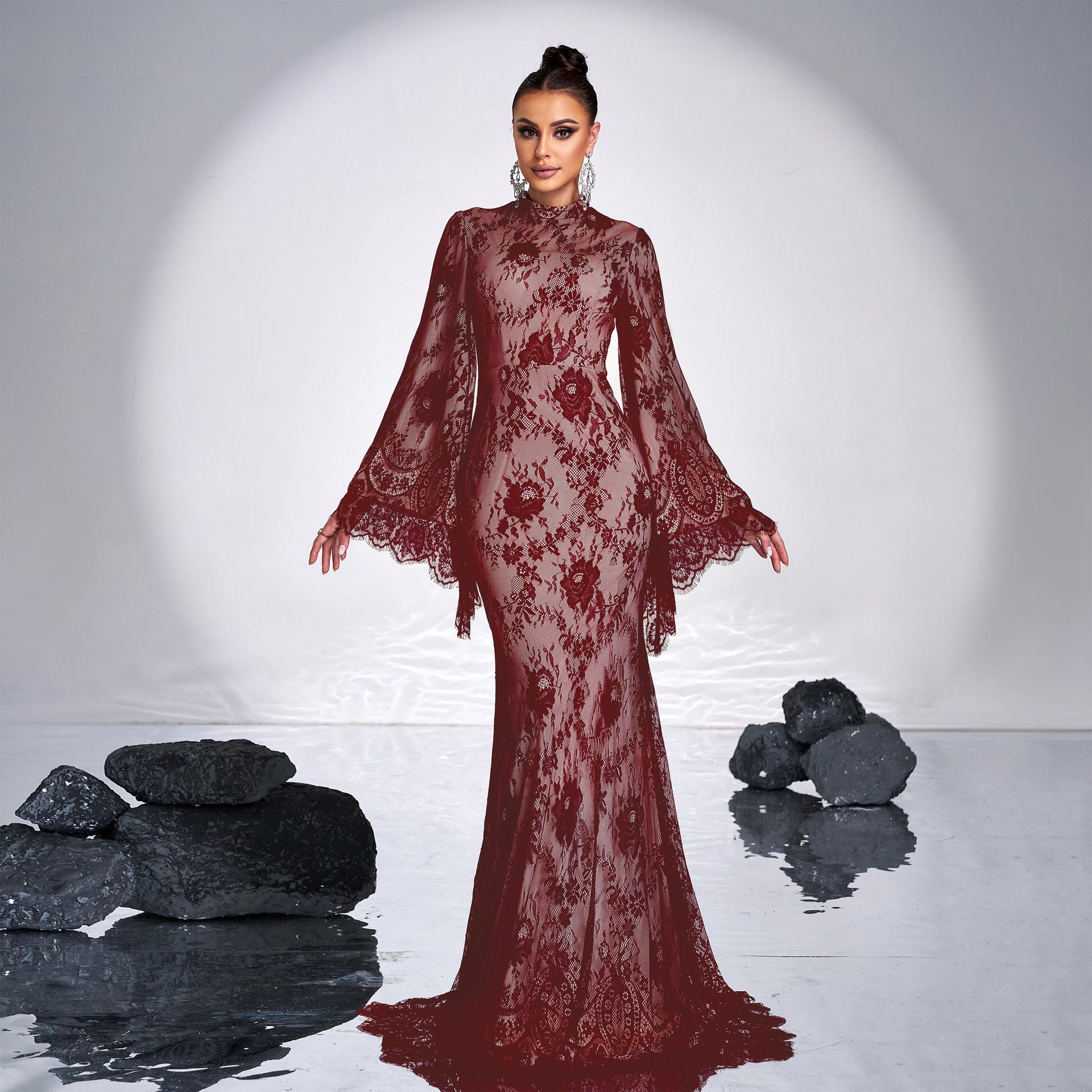 Long Sleeve Round Neck Sexy Lace Banquet Dress