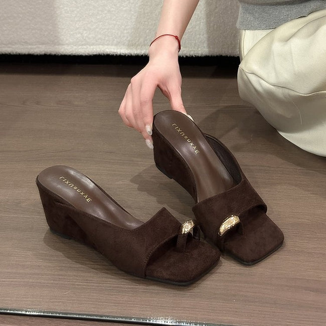 Elegant Premium Square Toe Metal Buckle Toe Loop Slide Sandals For Women, Minimalist Suede Designer Casual Mule Slippers Main Image