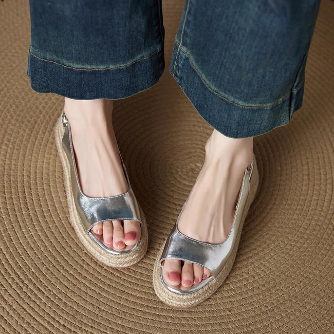 Round-toe Straw Open-toe Sandals For Women Hover Image