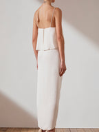 Simple Wedding DressSimple And Atmospheric Slim Fitting Long Off Shoulder Dress