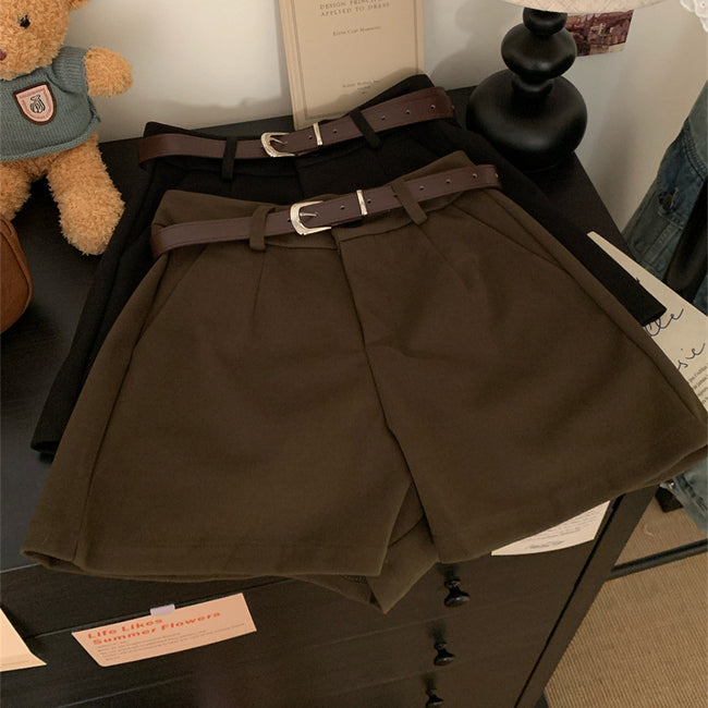 Fashionable Woolen Suit Shorts For Women Hover Image