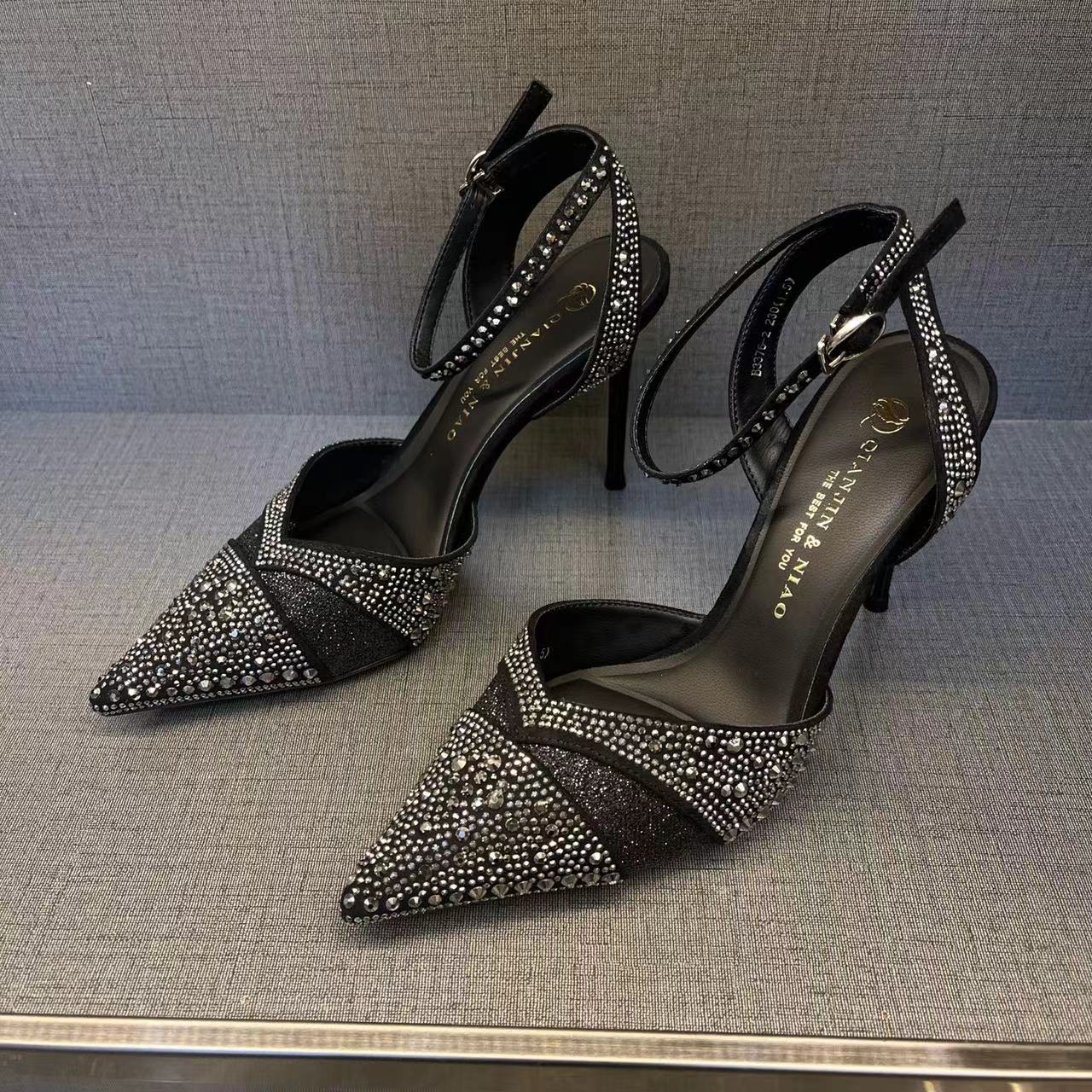Women's Hollow High Heels With Red Sole