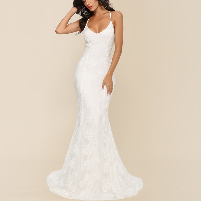 Sexy V-neck Brace Large Trailing Wedding Dress Hover Image
