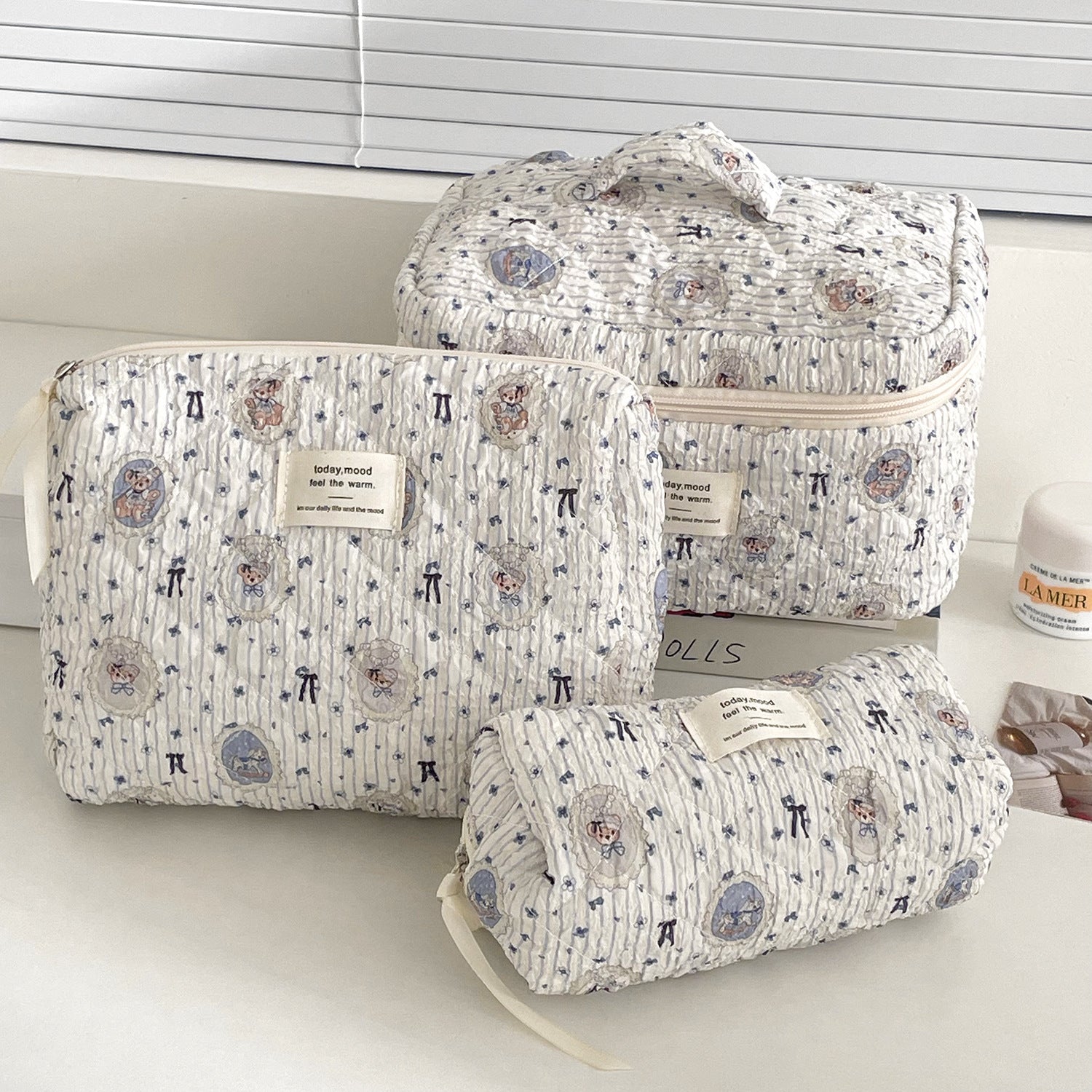 Bow-knot Flower Large-capacity Makeup Bag